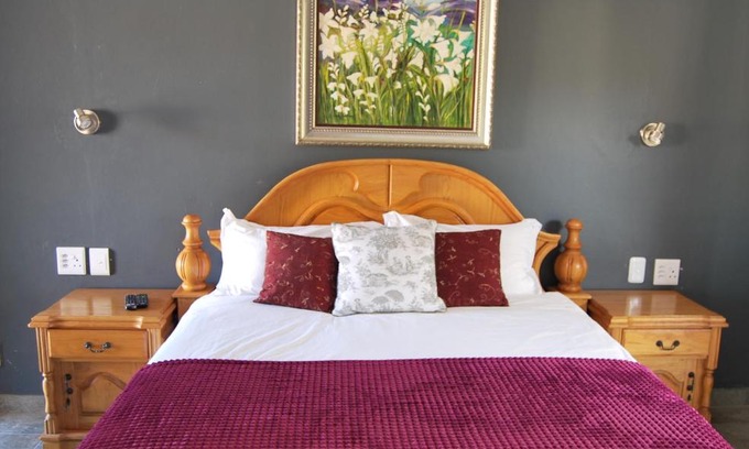 George Apartment | 14 Cluster Cottages