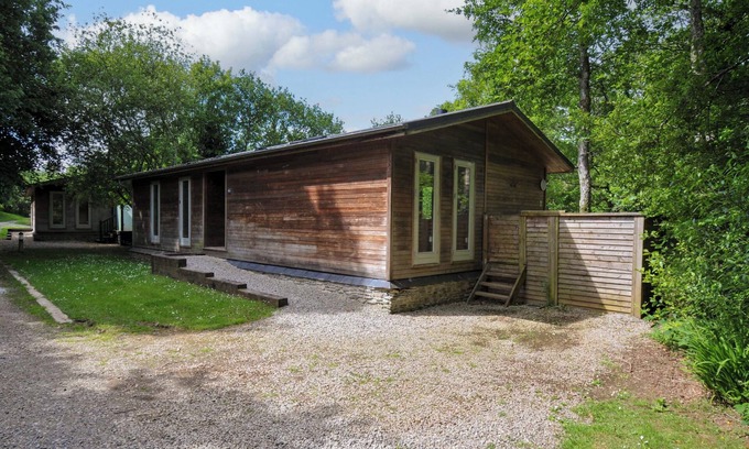 Looe Cottage | 14 STONERUSH VALLEY, pet friendly, luxury holiday cottage in Lanreath