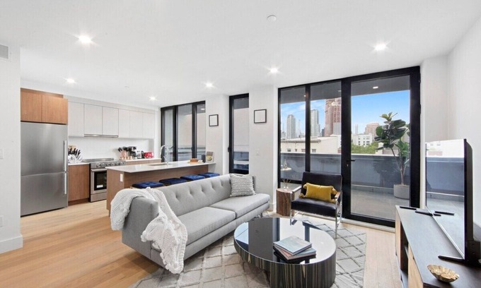 Greenpoint Apartment | 149BK-501 New 2br/2baths with a Private Terrace