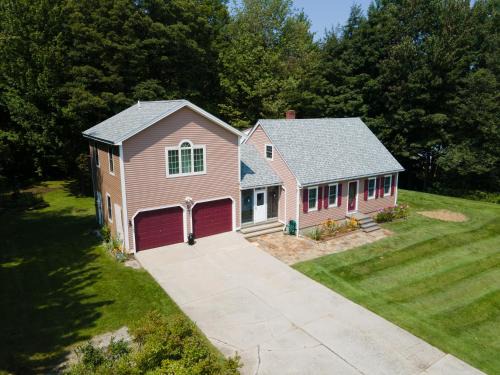 Whitingham House | 14mi to Mt. Snow! Arcade, Private Suite, King Bed!