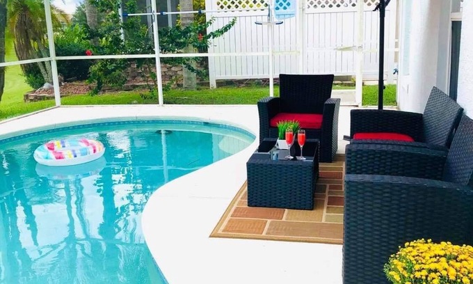 Lake Davenport Estates House | 15 min to Disney/Lakeview Home with Private Pool.