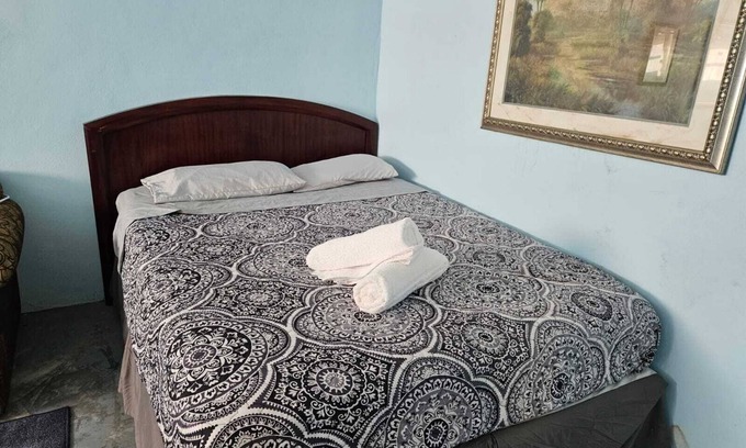 Arecibo Pueblo Apartment | 15 or More Stays 4 Br/2 Ba -Arecibo Beach Vibes Unit1