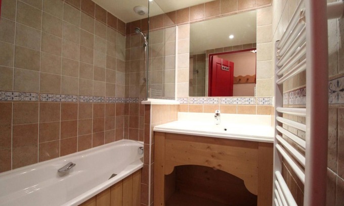 Val Cenis Apartment | 150m from ski slopes, 2nd floor, view mountain, fitness, swimming pool, balcony, tv, ski locker