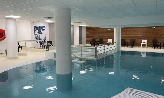 Eaux-Bonnes Apartment | 150m from ski slopes, 2nd floor, swimming pool, tv, ski locker, 57m², Gourette