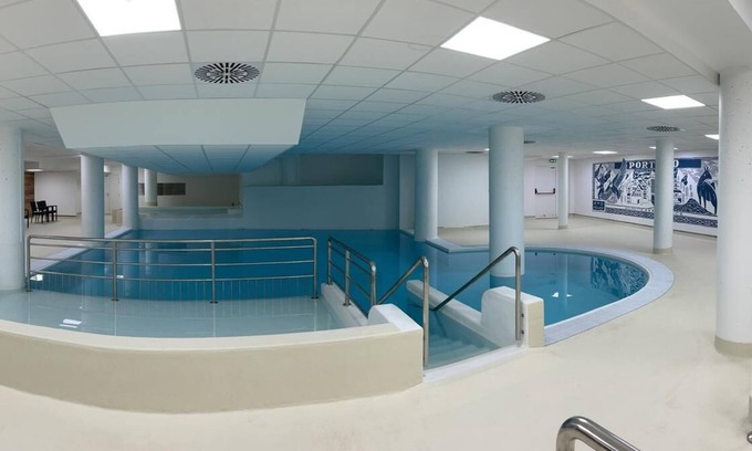 Eaux-Bonnes Apartment | 150m from ski slopes, 3rd floor, view mountain, swimming pool, balcony, tv, ski locker, 49m²