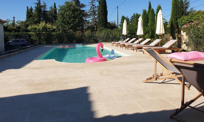 Saint-Martin-de-la-Brasque Villa | 160 m2 house with 11 x 5 swimming pool in the heart of the Luberon Sud regional park