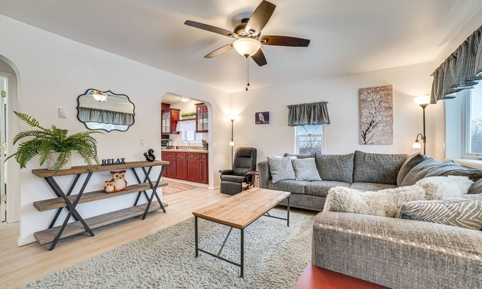 Bay Harbor House | 17 Mi to Nubs Nob: Cozy Home w/Fireplace