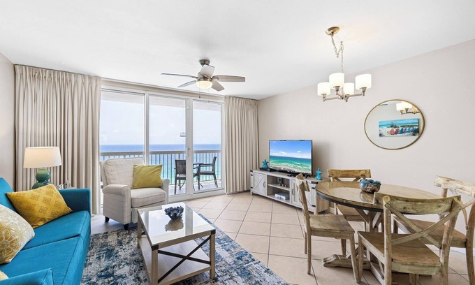Destin Condo | 17th Floor Beachfront at Pelican, Stunning View, 3 Pools, Beach Chairs, Wifi