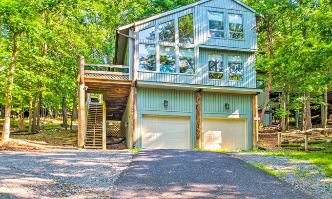 Massanutten Cabin | 18 Mi to Grand Caverns: 'The Dodge Lodge'