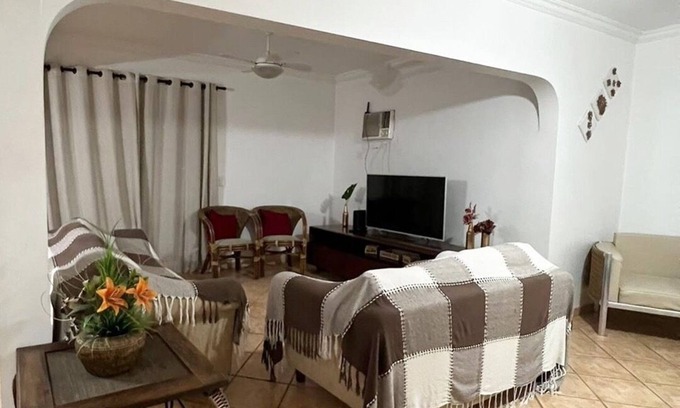 Jardim Virginia Apartment | 180m2 apartment in Praia da Enseada - Guarujá/500m from the beach