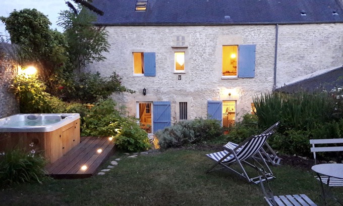 Ver-sur-Mer House | 18th century stone house in the heart of the D-Day landing beaches