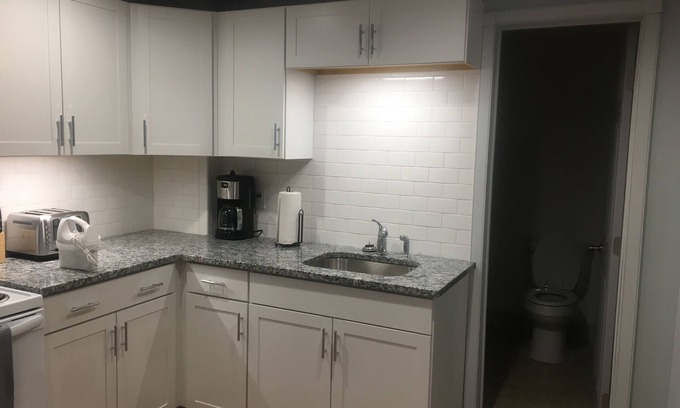 Mohawk Apartment | 1BR FACTORY APT AT THE MOHAWK ANTIQUES MALL/RIGHT OFF EXIT 30 NYS THRUWAY!