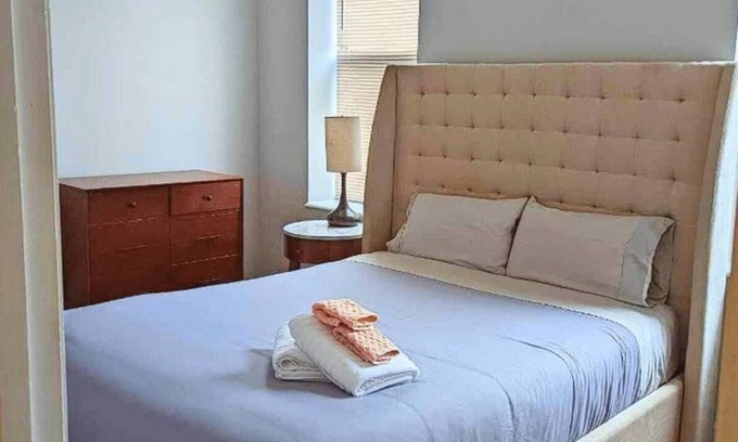 Central West End Apartment | 1BR W&D Near BJ Hospital, Forest Park, Zoo