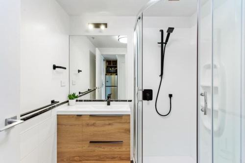 Auckland Central Business District Apartment | 1BR with Stunning Harbour Views - Netflix - WiFi