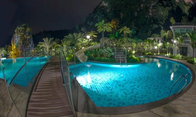 Hulu Kinta Apartment | 2 + 1 Bedroom Lakeview Superior Suite #8