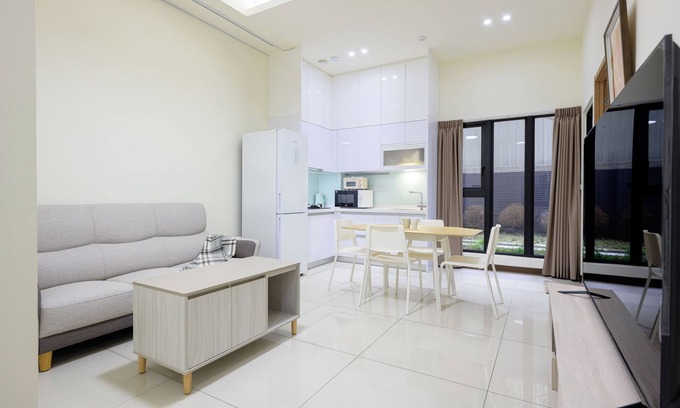 Datong Apartment | 2/1 Taipei Main Station Garden by Super Host