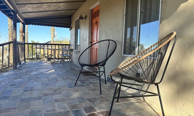 Twentynine Palms House | 2.9 Palms - 5 minute drive to park!