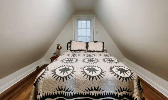 Farmers Cabin | 2 Bed, 1 Bath A-Frame Cabin by Cave Run Lakenn