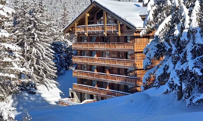 Courchevel Apartment | 2 bed Apt in Courchevel 1650, Doorstep skiing - Courchevel, Meribel, Val Thorens