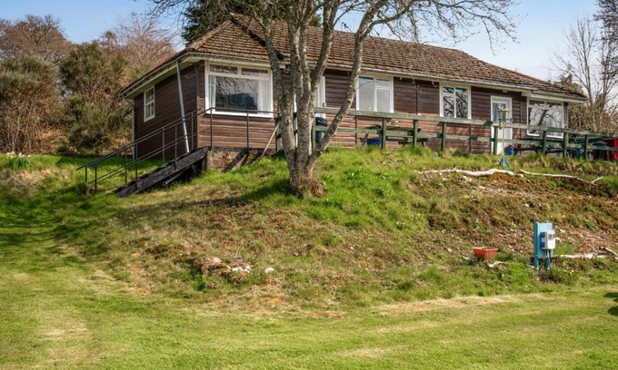 Contin Ski Chalet | 2 Bed Chalet - Sleeps 3 - Parking - Wifi