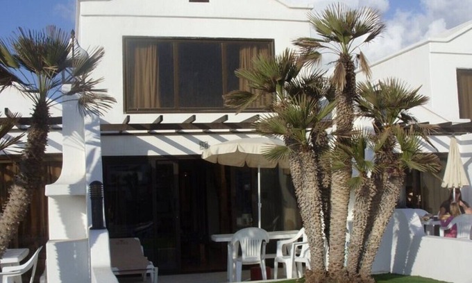 Costa Teguise Villa | 2 Bed Spacious Villa on 4* Beach Front Resort