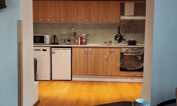 Tankovo Apartment | 2 Bed Villa - Sleeps 7 - Private Garden - Parking