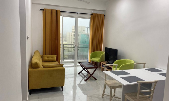 Mount Lavinia Apartment | 2-bedroom apartment in beautiful Dehiwala-Mount Lavinia with AC, WiFi