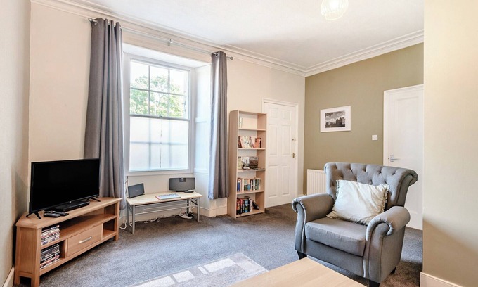 Berwick-upon-Tweed Cottage | 2 bedroom accommodation in Berwick Upon Tweed