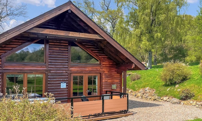 Clova Ski Chalet | 2 bedroom accommodation in Nr Kirriemuir