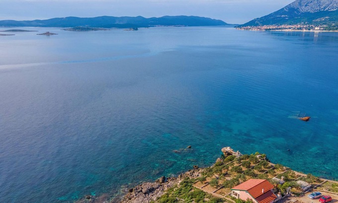 Kuciste House | 2 bedroom accommodation in Kuciste Perna