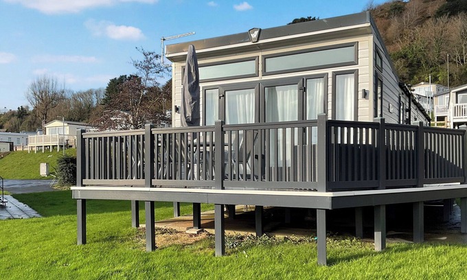 Pendine Cottage | 2 bedroom accommodation in Pendine, near Laugharne and Llansteffan