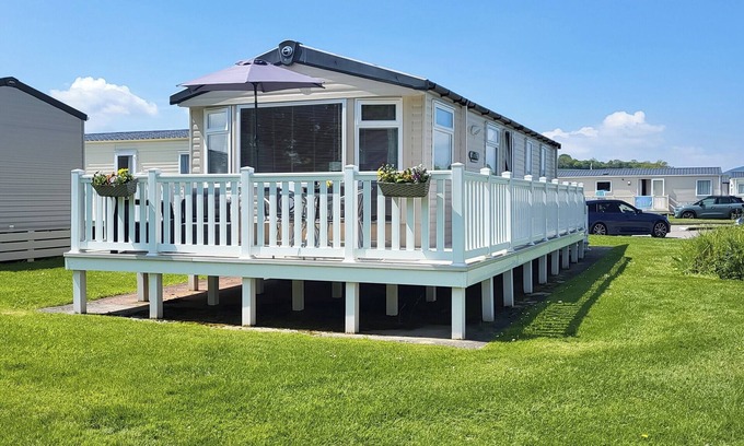 Blue Anchor Cottage | 2 bedroom accommodation in Blue Anchor, near Minehead