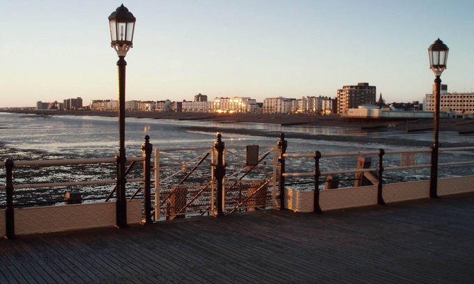 Worthing Cottage | 2 bedroom accommodation in Goring-by-Sea, near Worthing