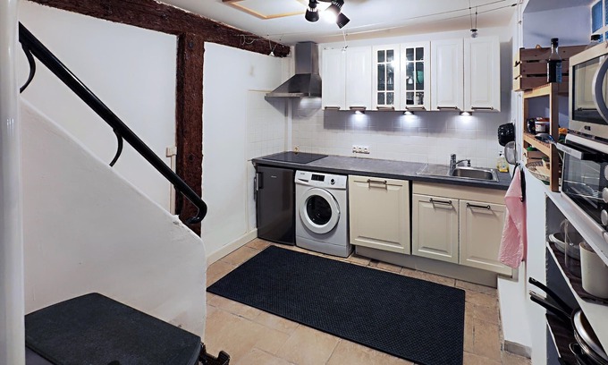 Pomerols House | 2 bedroom accommodation in Pomerols
