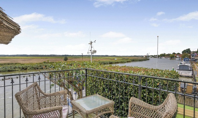 Reedham Cottage | 2 bedroom accommodation in Reedham