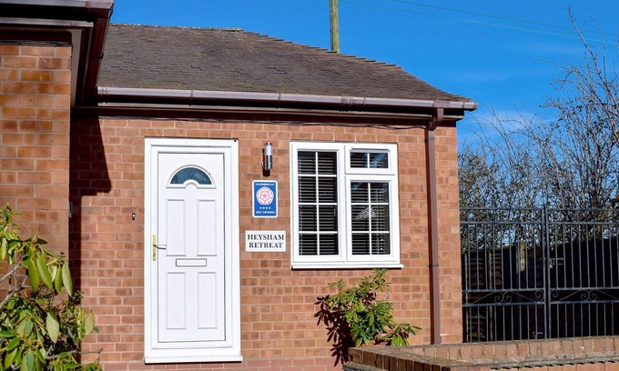 Evesham Cottage | 2 bedroom accommodation in Evesham