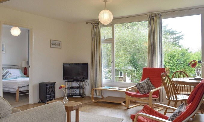 Mount Hawke Cottage | 2 bedroom accommodation in Mount Hawke, near Redruth