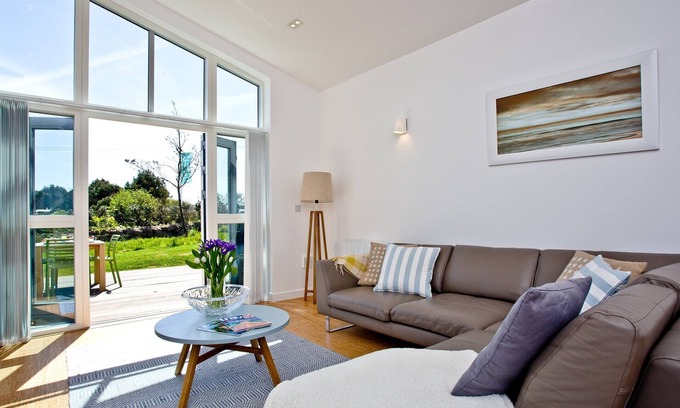 Carbis Bay House | 2 bedroom accommodation in Carbis Bay, near St Ives