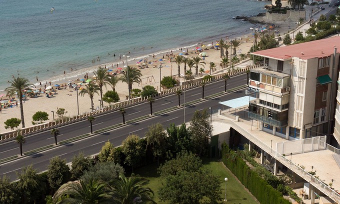 L'Albufereta Apartment | 2 bedroom apartment, beach, near downtown, pool, parking