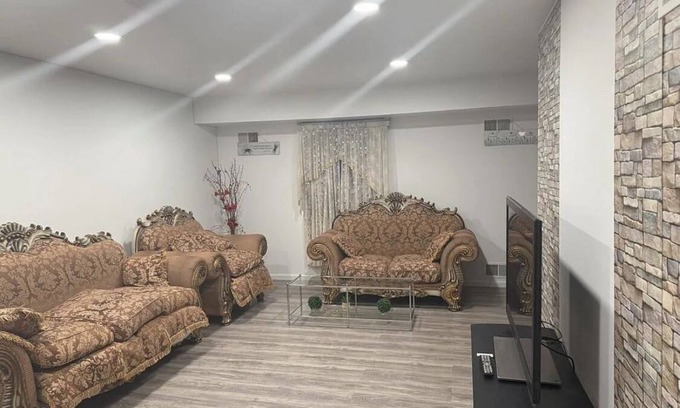 Morton Apartment | 2-bedroom apartment in awesome Morton near PHL