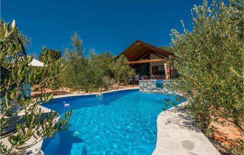 Punat House | 2 Bedroom Awesome Home In Punat