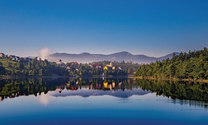 Vrata Apartment | 2 bedroom beautiful apartment in Fuzine