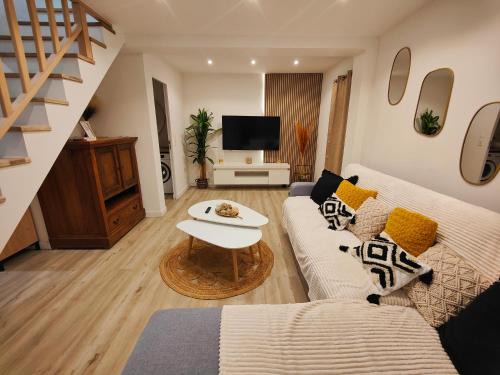 Marigot Apartment | 2 bedroom Caribbean charm in Marigot's heart