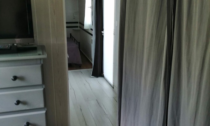 Le Castellet Ski Chalet | 2-BEDROOM CHALET IN SUNNY PROVENCE