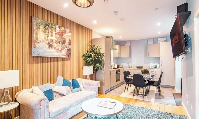 Sheffield House | 2 Bedroom City Apartment