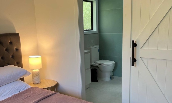 Paihia House | 2 bedroom holiday home at Paihia