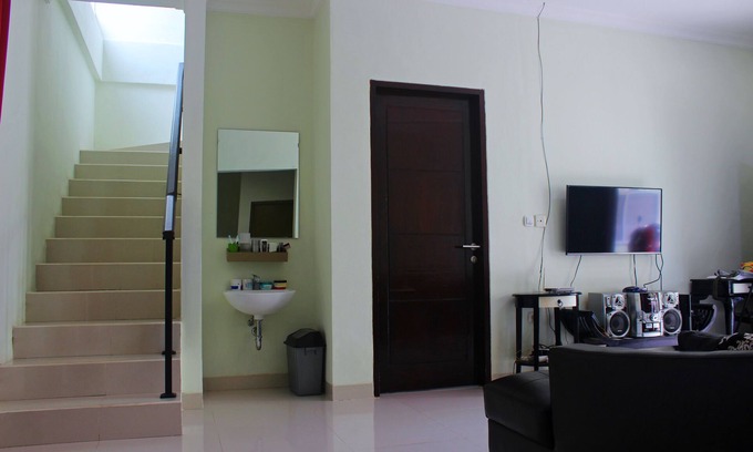 Senggigi House | 2 bedroom house for rent