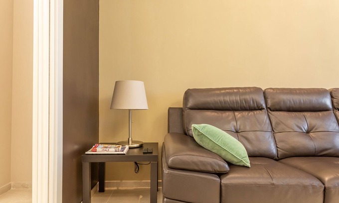 Aurelio Apartment | 2-Bedroom Retreat near Metro & Parks