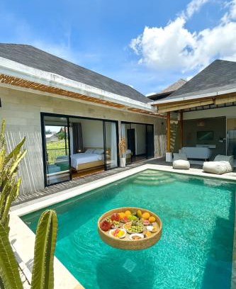 Munggu Villa | 2 Bedroom Ricefield Retreat