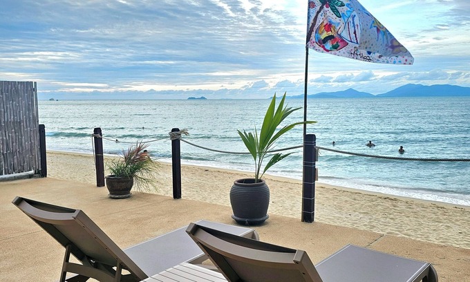Mae Nam House | 2-bedroom beachfront house with fast WIFI